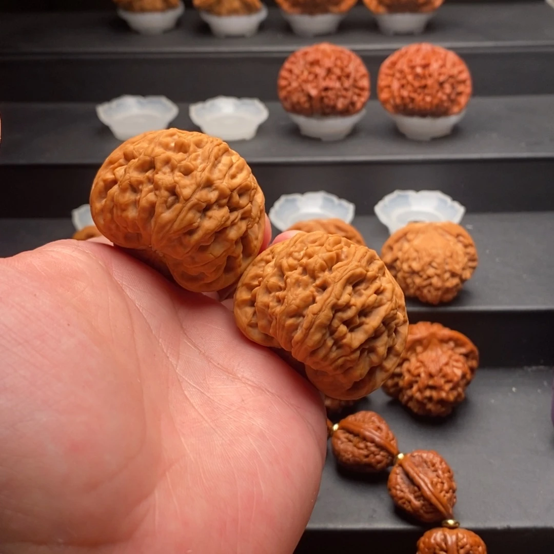 文玩核桃把件❦****?核为贵