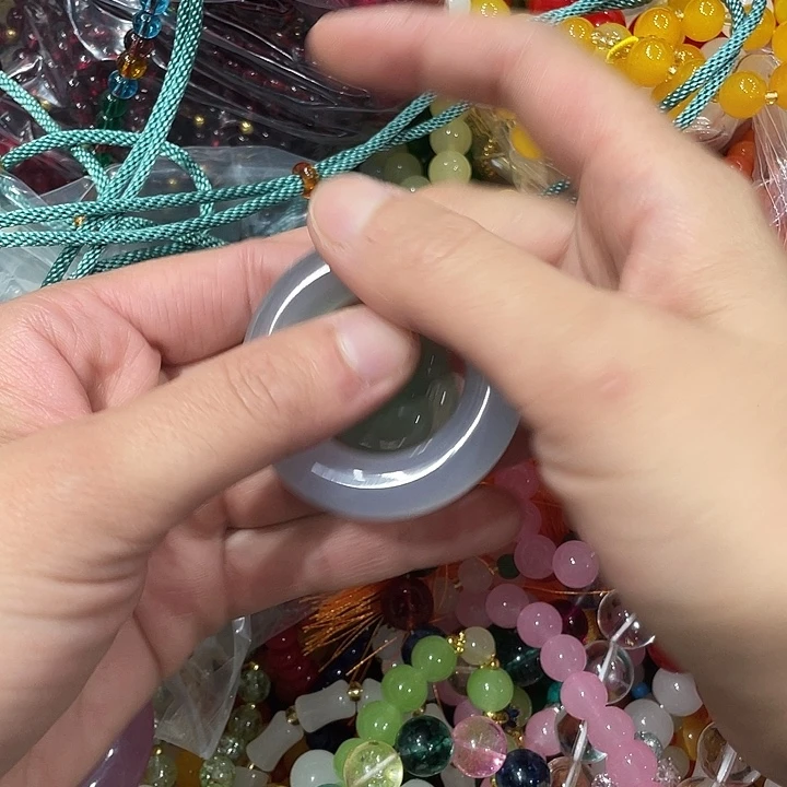 纯铜石英石精美吊坠