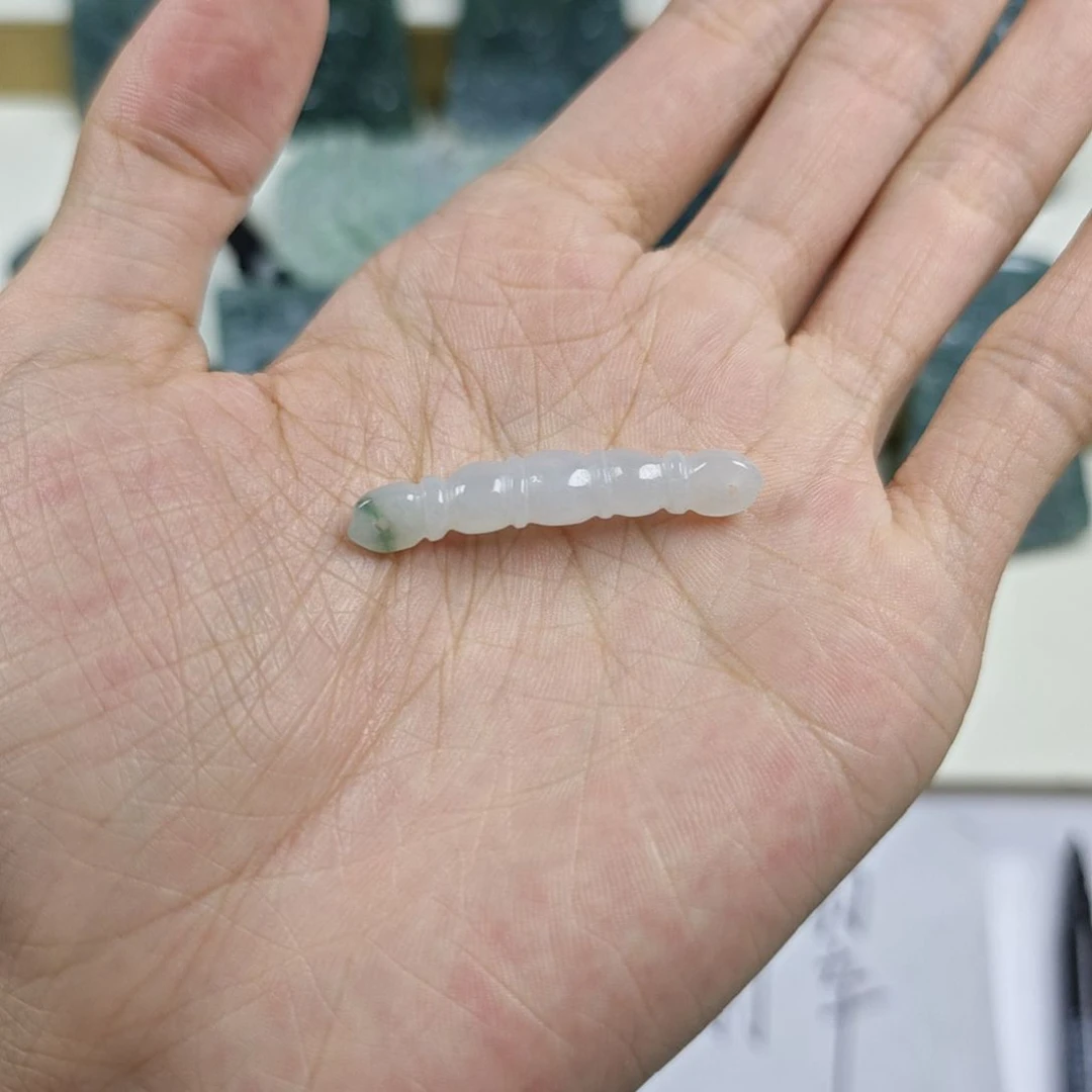 翡翠未镶嵌颈饰11111111111111