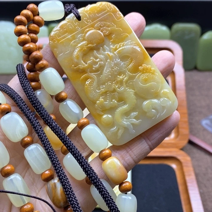 石材生肖牌子一套 昆仑山料