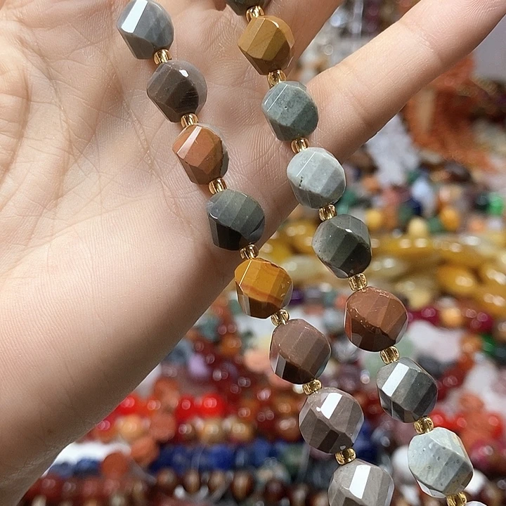 玛瑙/玉髓未镶嵌珠宝半成品天然阿拉善扭扭卡10mm