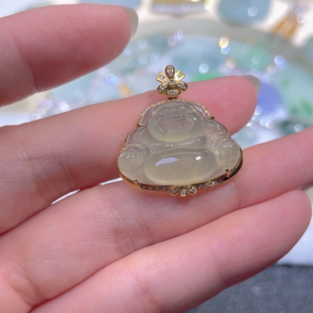 翡翠18K金镶嵌颈饰翡翠