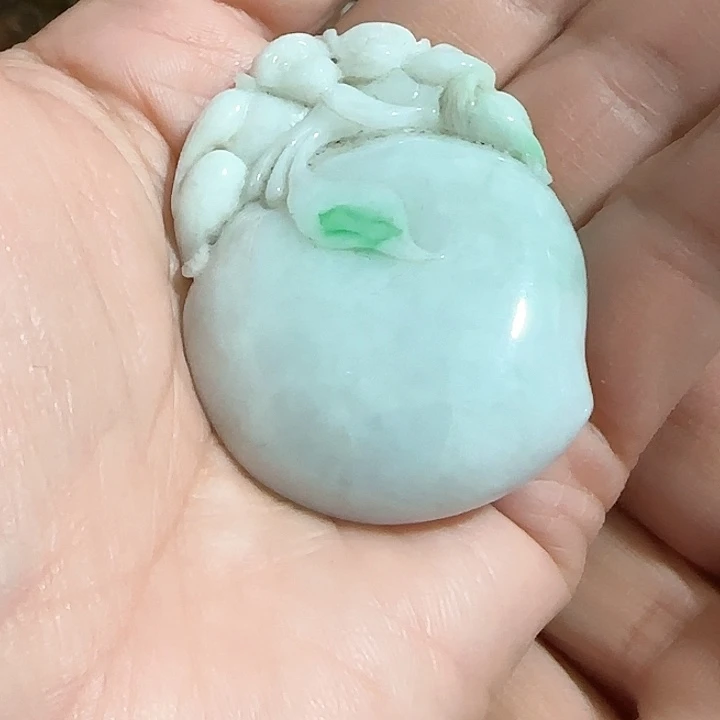 颈饰未镶嵌翡翠器物之美炸炸炸炸炸炸