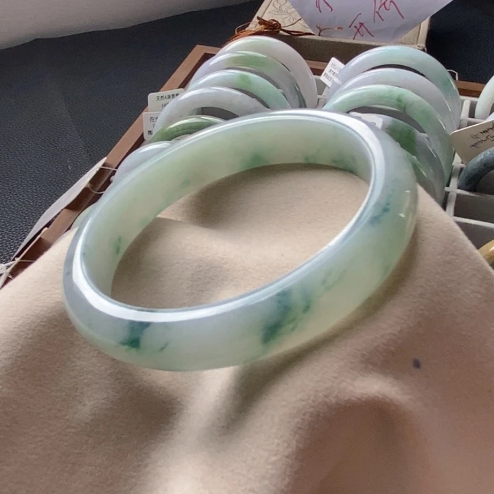 未镶嵌手镯翡翠w6