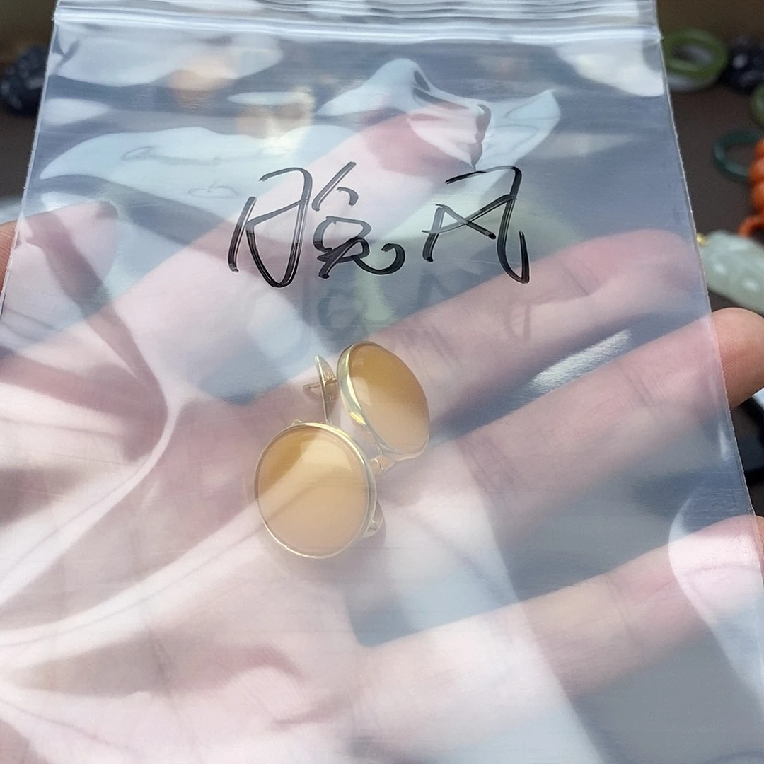 和田玉手镯未镶嵌晚*