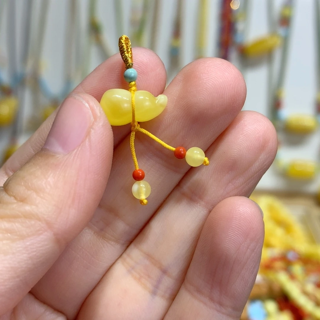 蜜蜡未镶嵌裸石配饰迷你葫芦