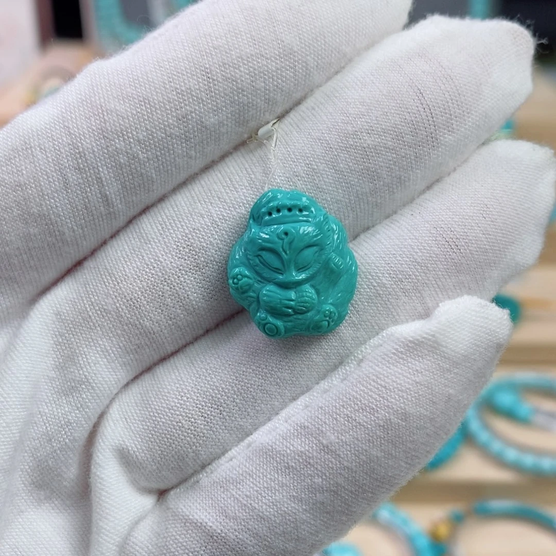 绿松石未镶嵌珠宝奇石