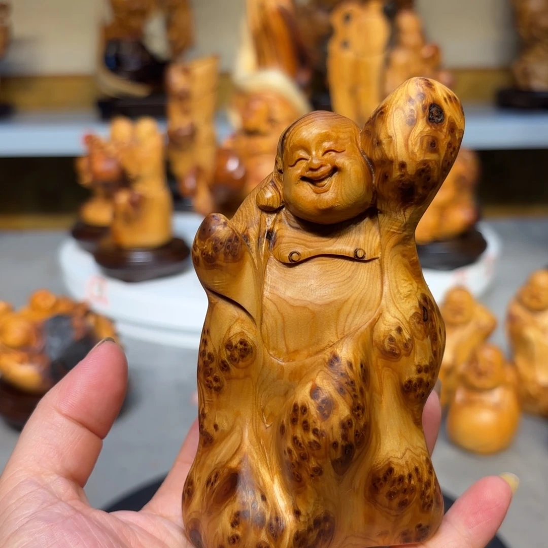 木太行崖柏弥勒佛留疤