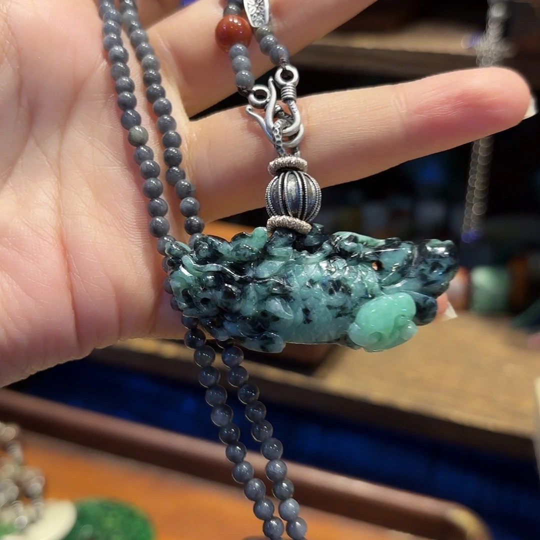 翡翠颈饰未镶嵌原创