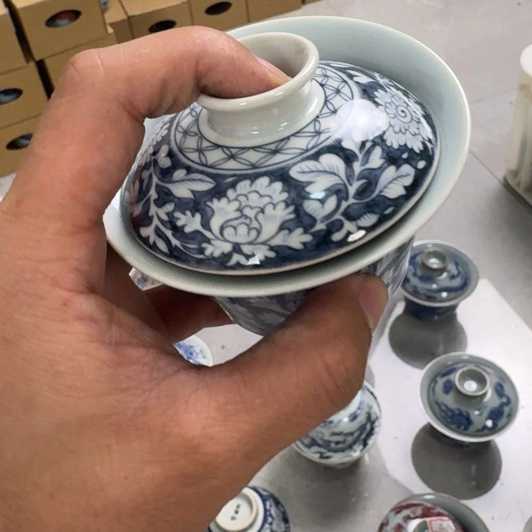 摆件青花国色天香两才盖碗