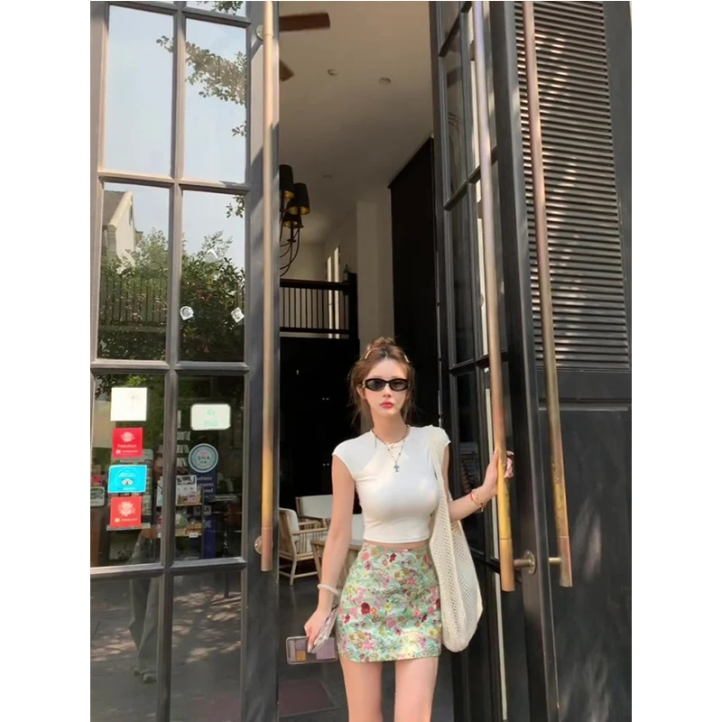 夏季高级感一整套韩系辣妹修身白色短袖t恤女短上衣包臀短裙套装