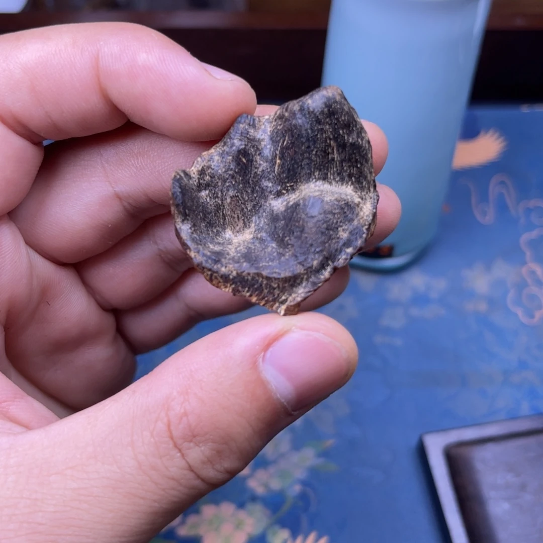 沉香碎屑沉香海南大山沉水糖结淳化包头4.6克