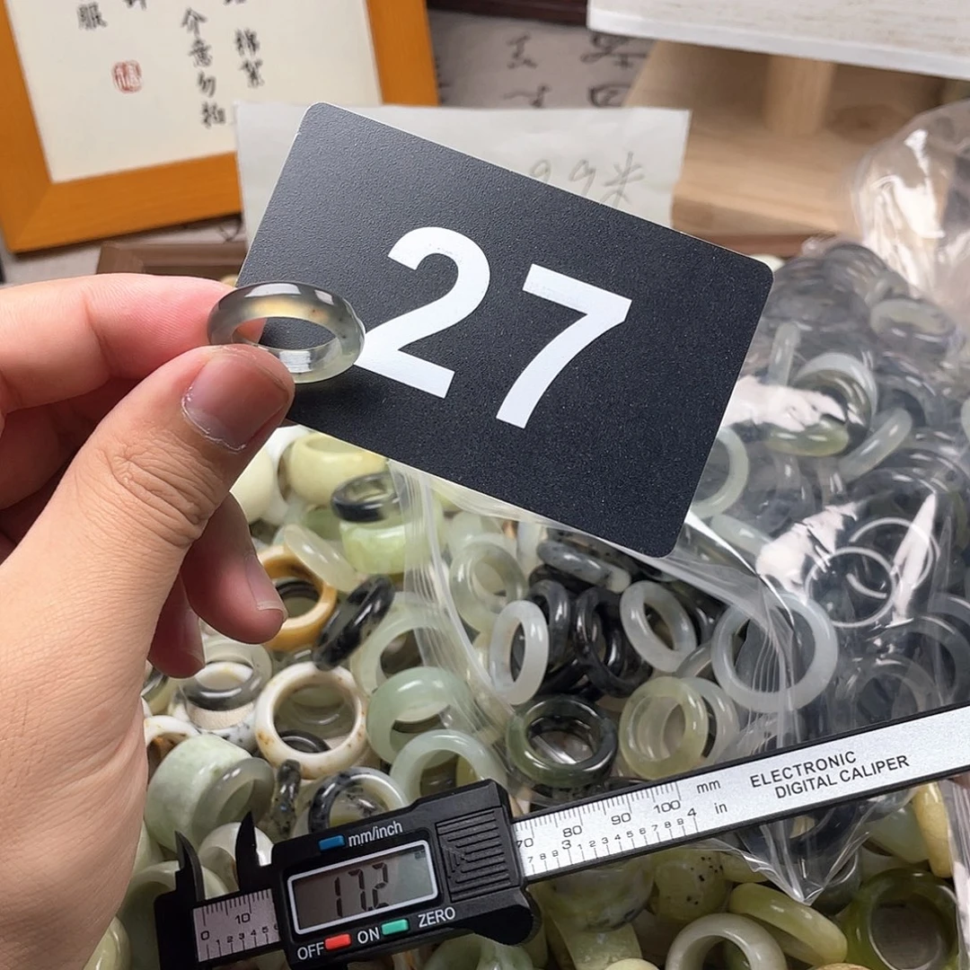 蛇纹石玉合金颈饰