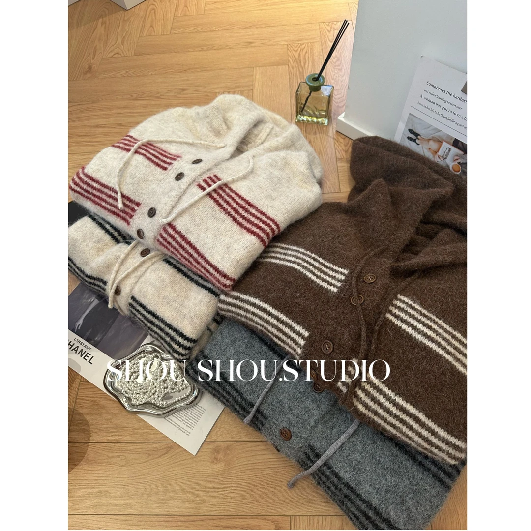 【瘦瘦】大码秋季羊毛连帽条纹氛围感百搭长袖开衫毛衣S01960