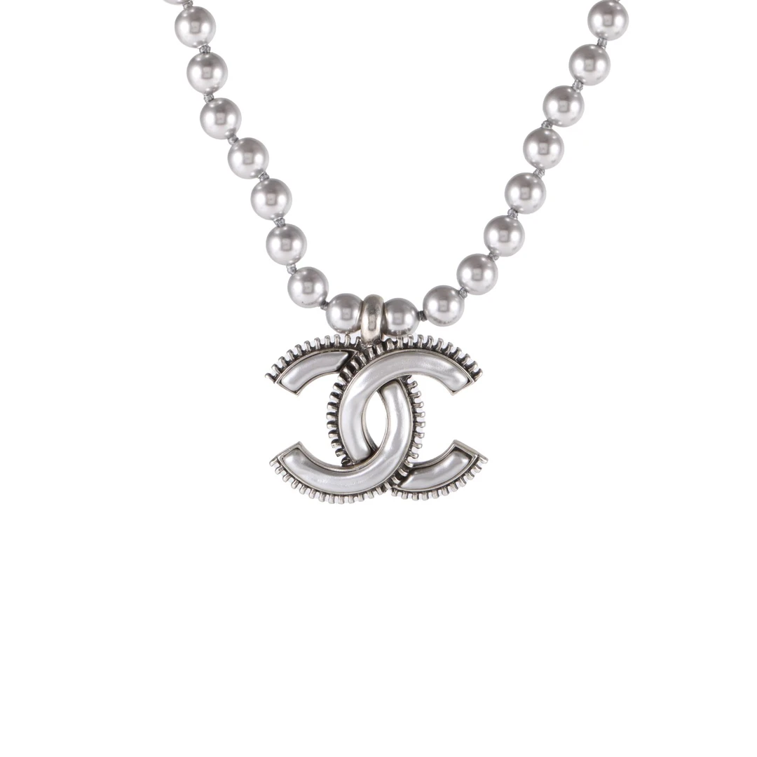 99新 Chanel/香奈儿 花花 合金 24K 灰珍珠 项链