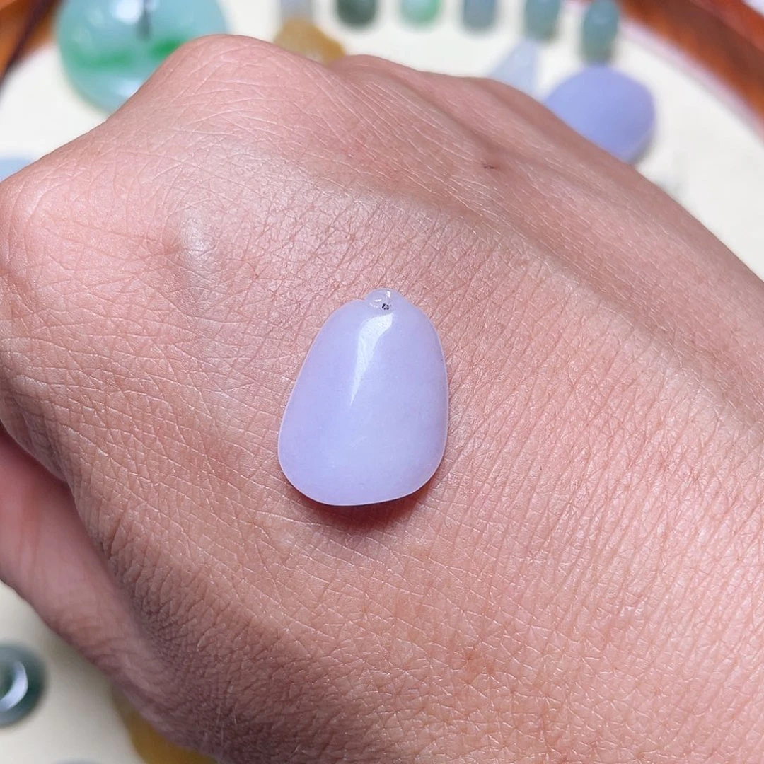 颈饰未镶嵌翡翠瓜