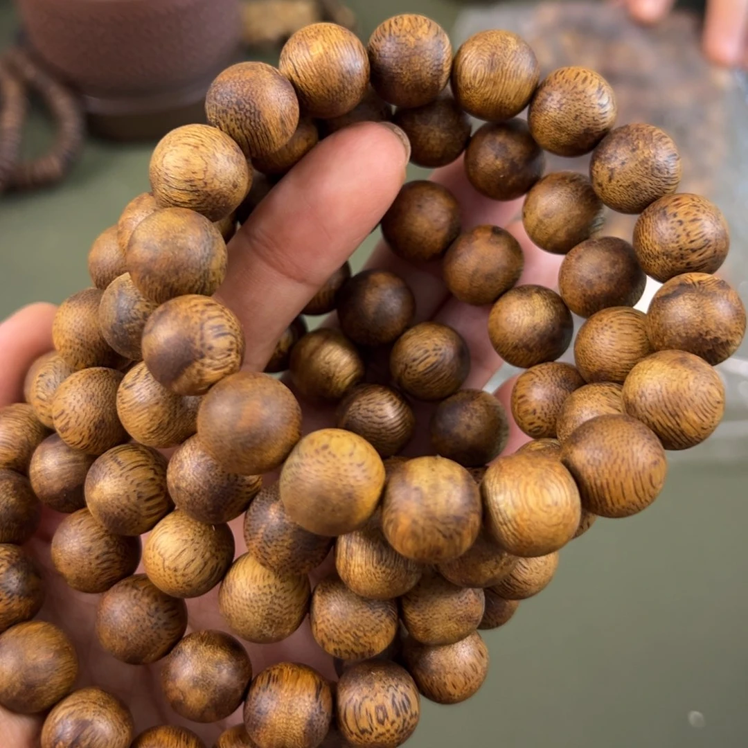 沉香手串海南老白棋卡1.3/12g单圈多样性发一
