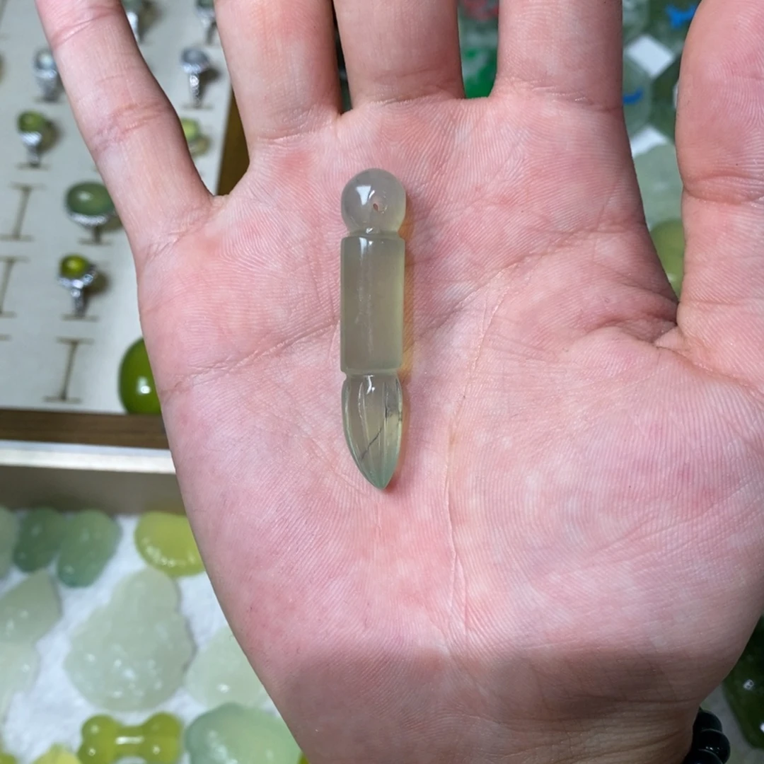 岫玉未镶嵌吊坠(不含链)