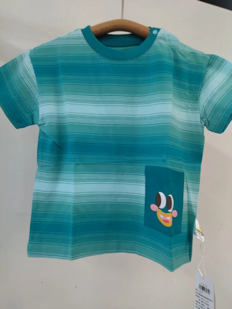 921款绿色不规则条纹短袖T恤
