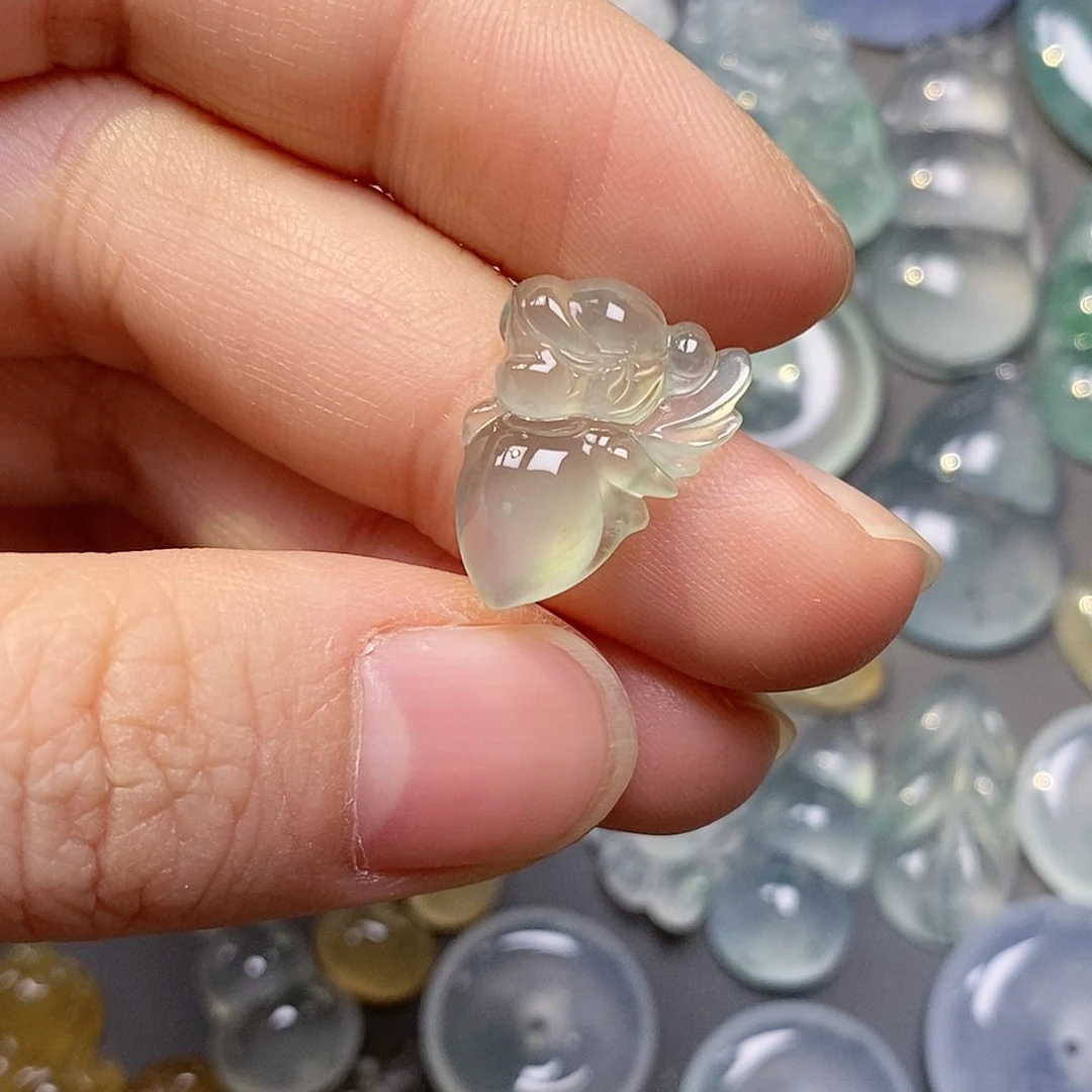 定制翡翠未镶嵌翡翠