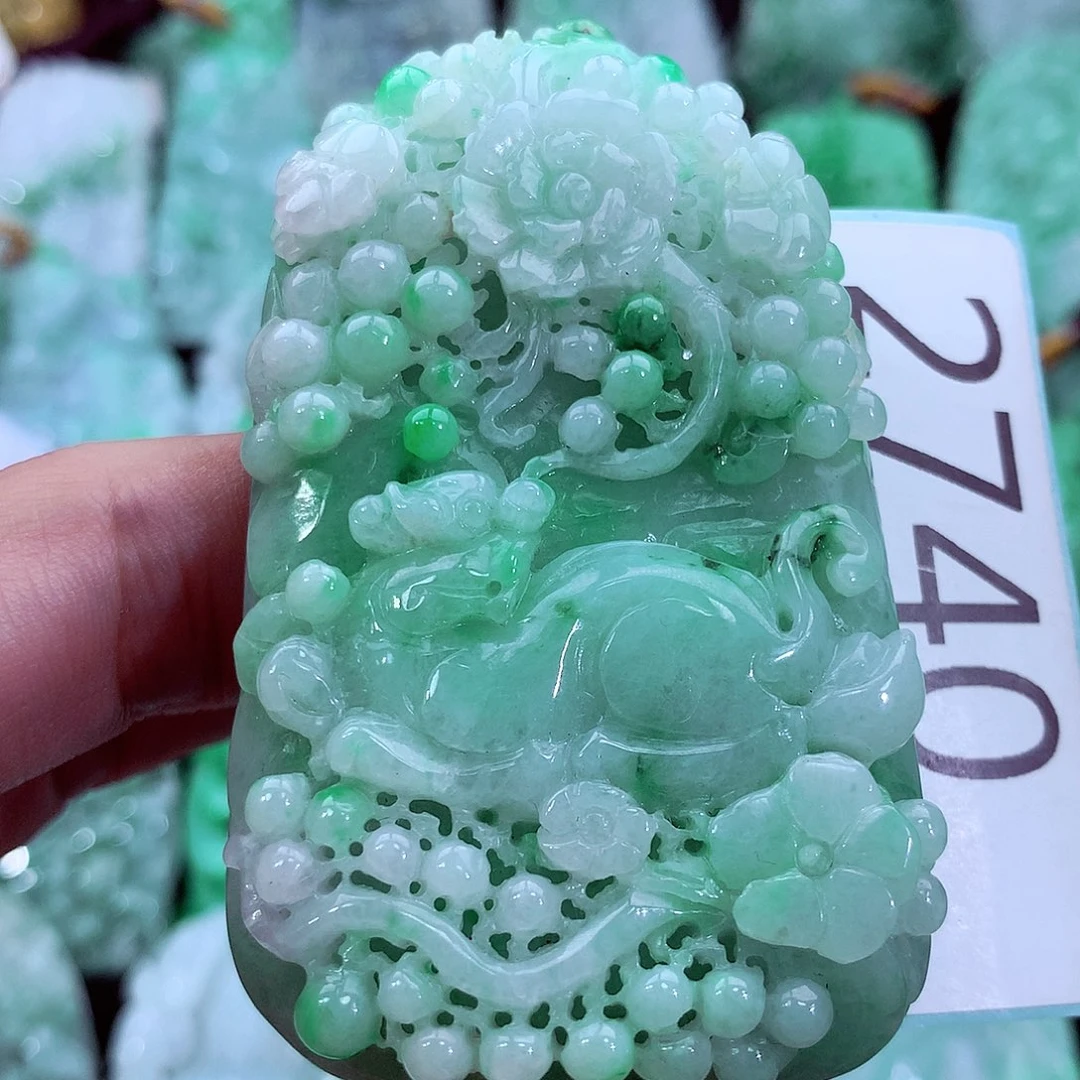翡翠未镶嵌吊坠(不含链)