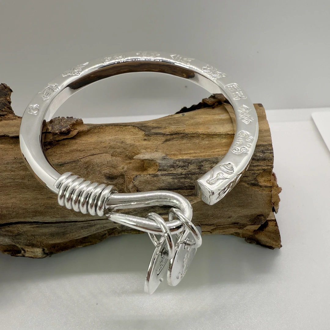 足银手镯 手工锻打方镯吉言绕丝足银999手镯