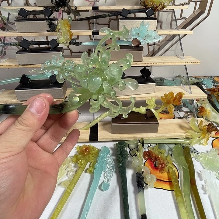 阿***鹞蛇纹石玉未镶嵌发簪