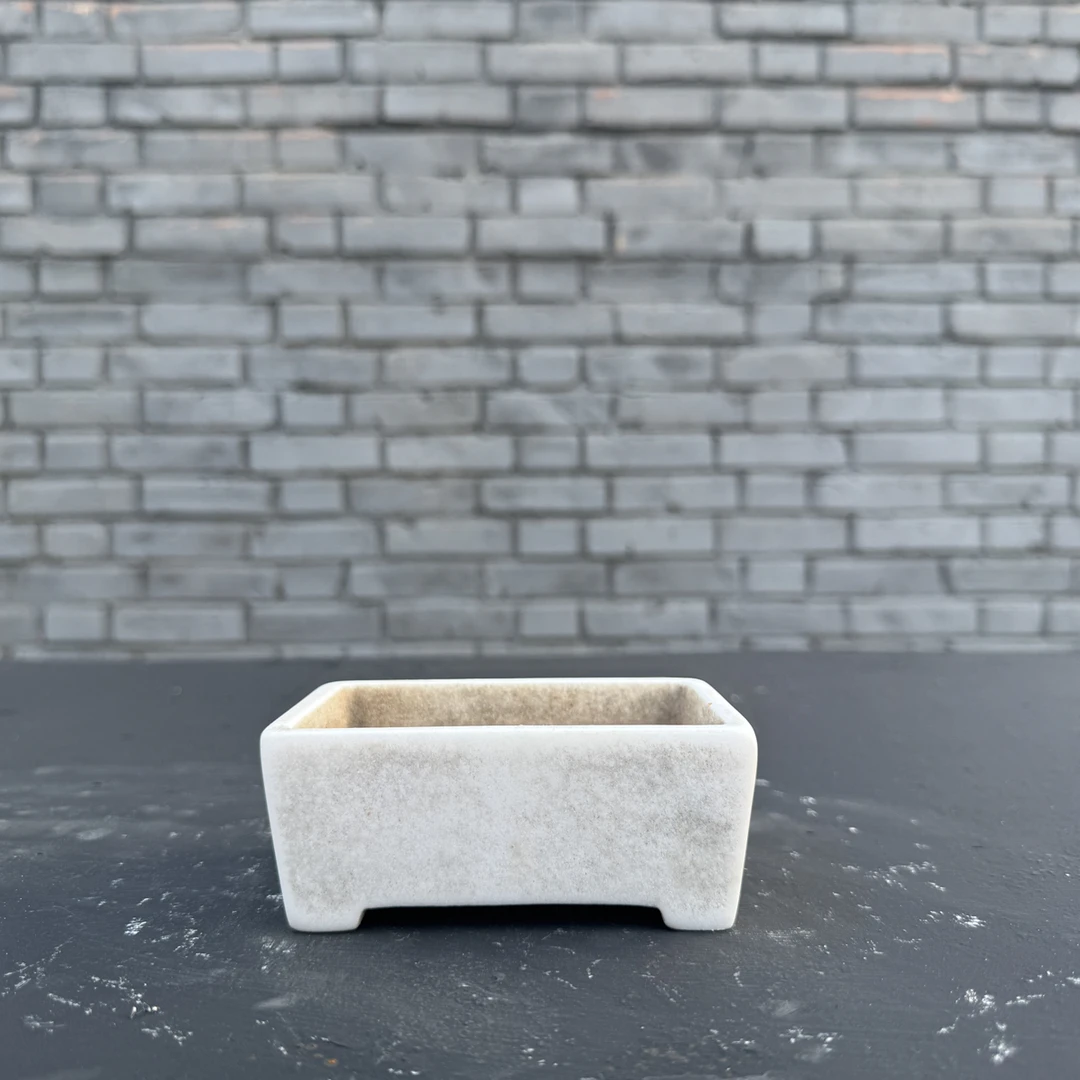 石长盆用于养鱼种花天然整石整雕的石材花盆 尺寸：长12宽8高4cm