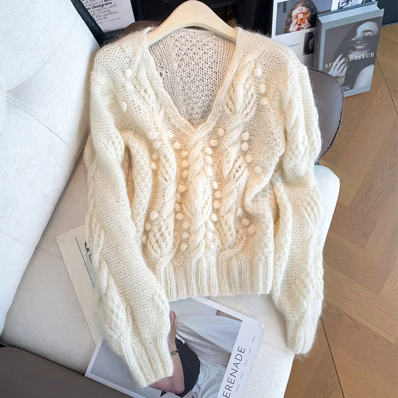 慵懒风软糯V领毛衣女2025秋季新款时尚撞色麻花套头复古针织上衣