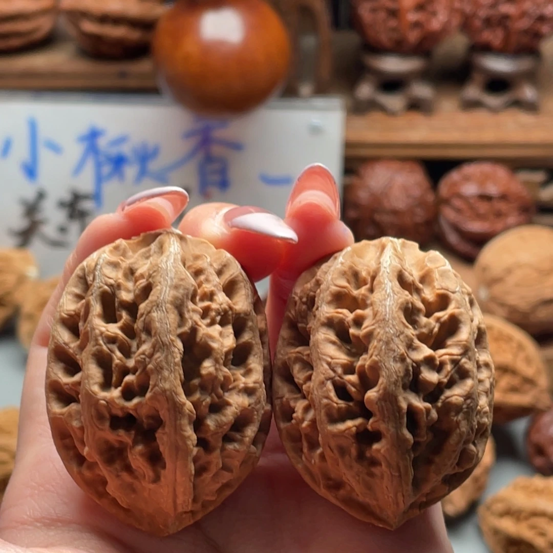 把件文玩核桃小楸香101