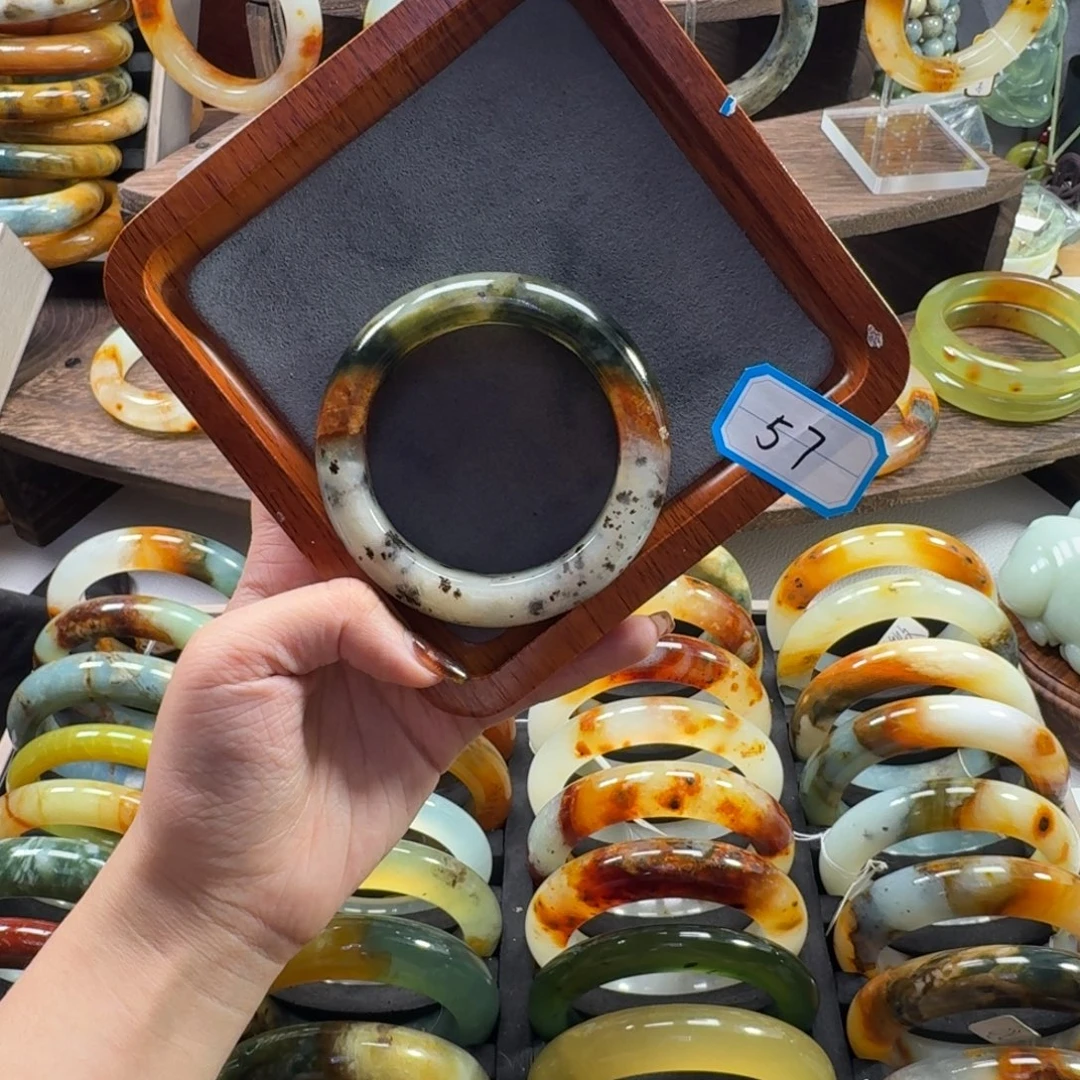 蛇纹石玉合金手镯微瑕