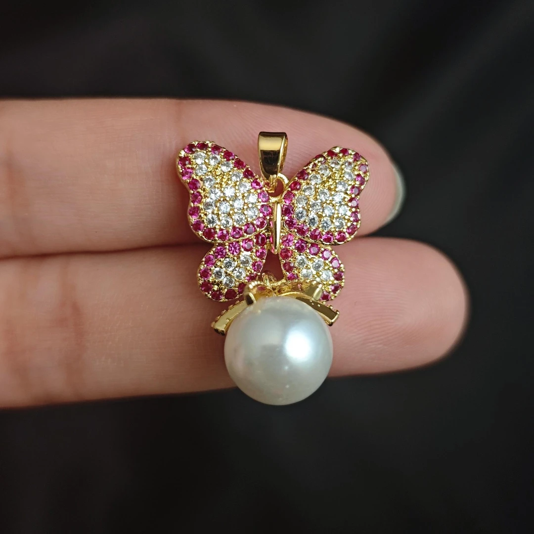 时尚贝珠吊坠I04-26赠礼盒(多样性发)不含链