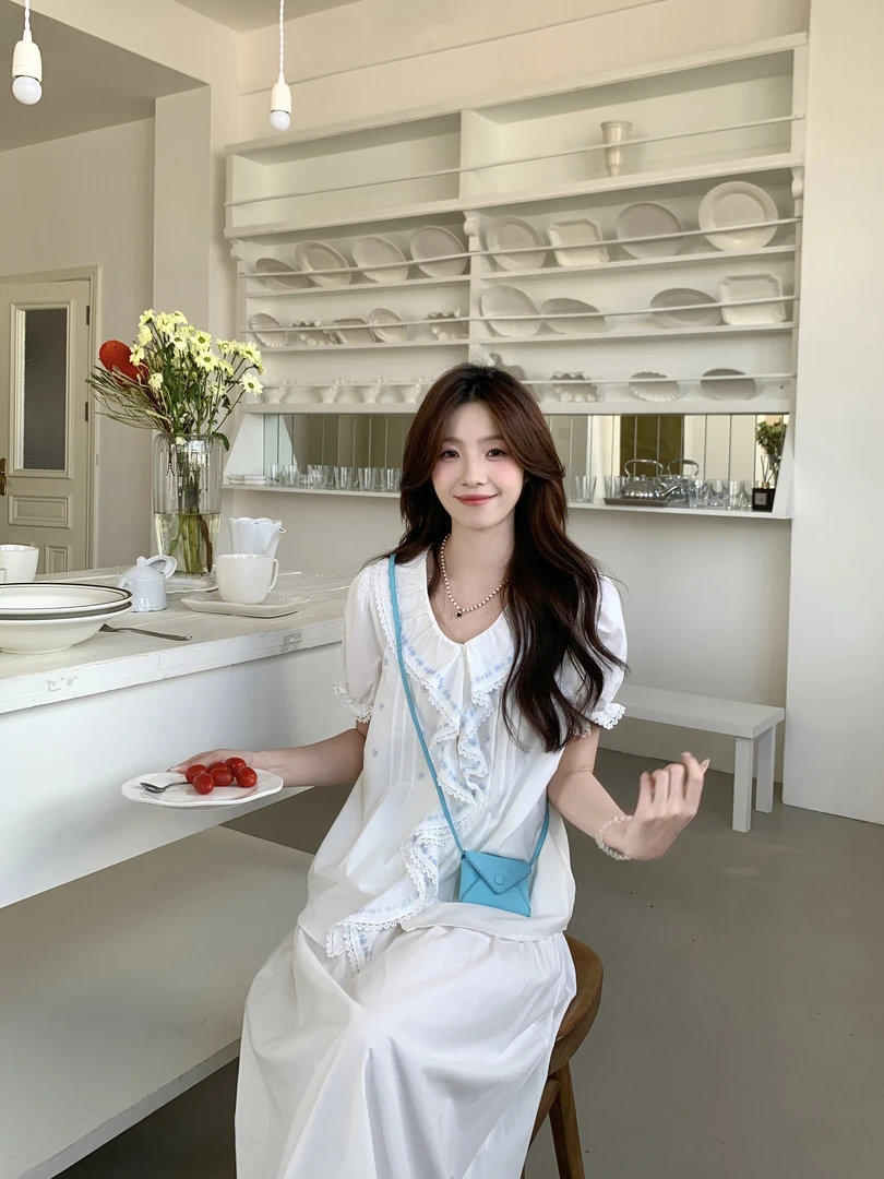 Even一雯【雨序梨花】韩系高智感重工刺绣花朵荷叶边上衣+半裙套装