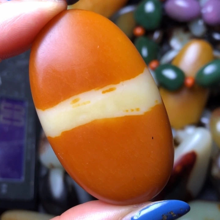 和田玉未镶嵌珠宝奇石