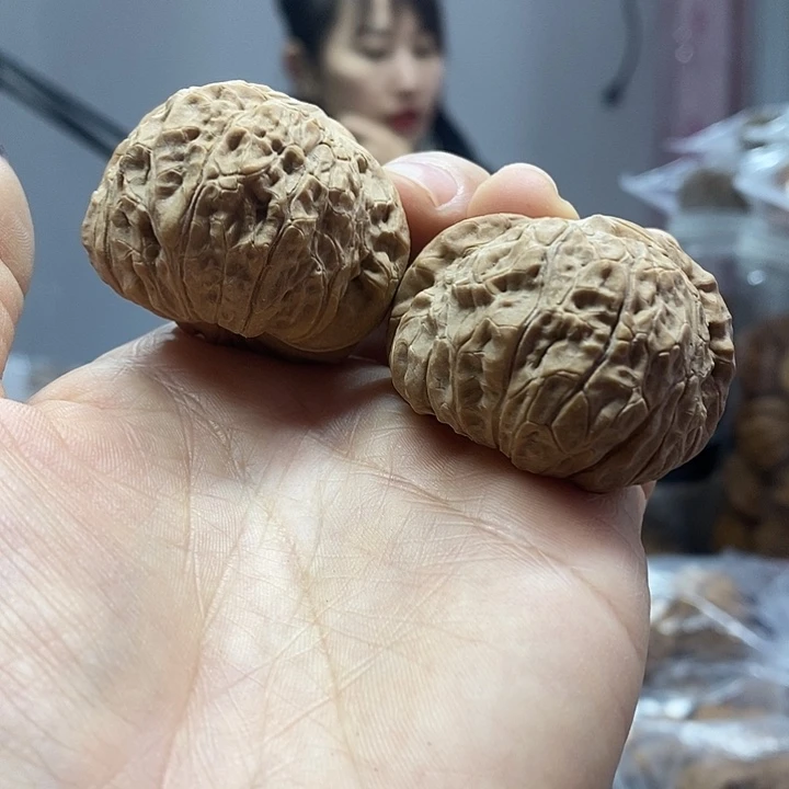 文玩核桃把件42.5南瓜墩油