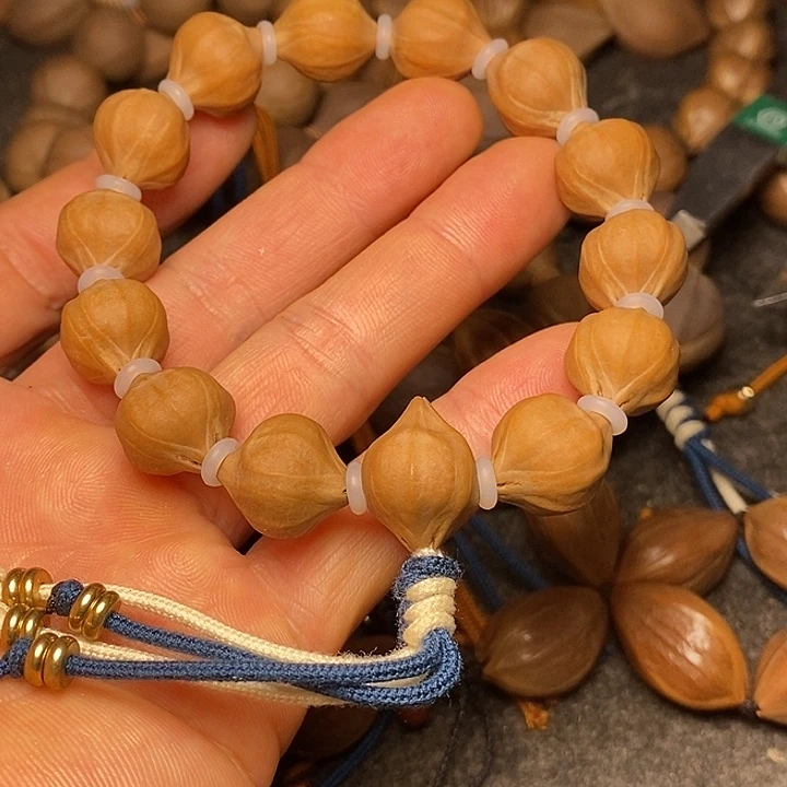 橄榄核手串1.3四花18号