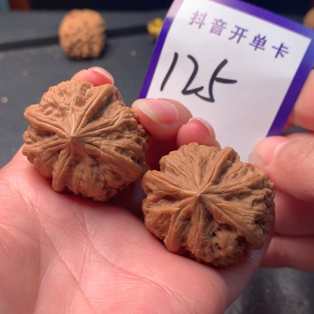 吊坠文玩核桃四棱