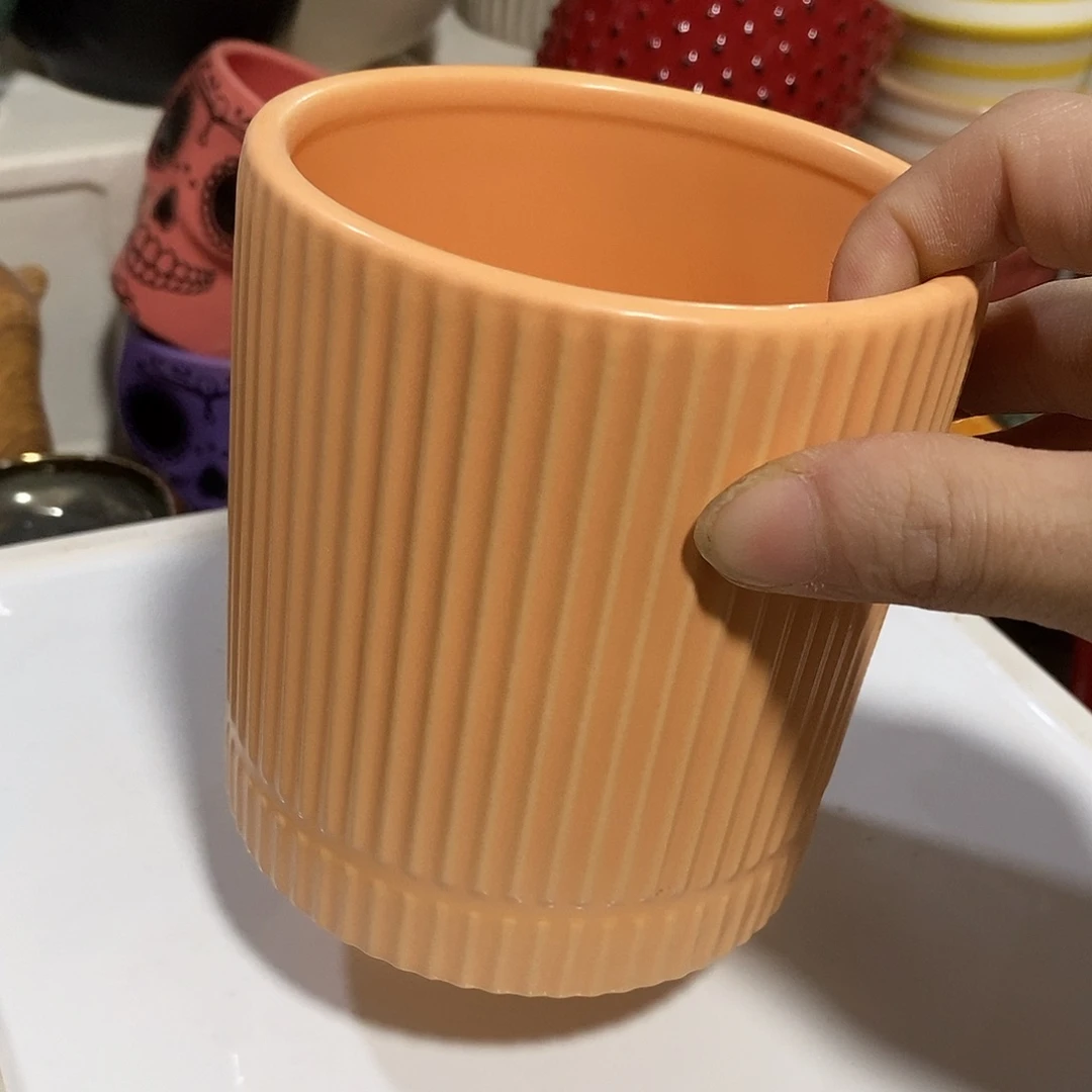 杯子陶盆有孔 瑕疵介意勿拍