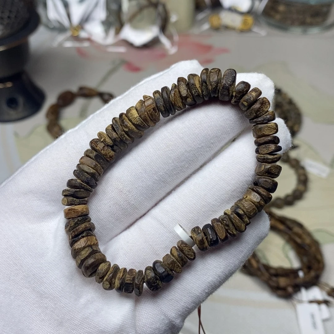 沉香手串马老奇 沉水 片片 8克
