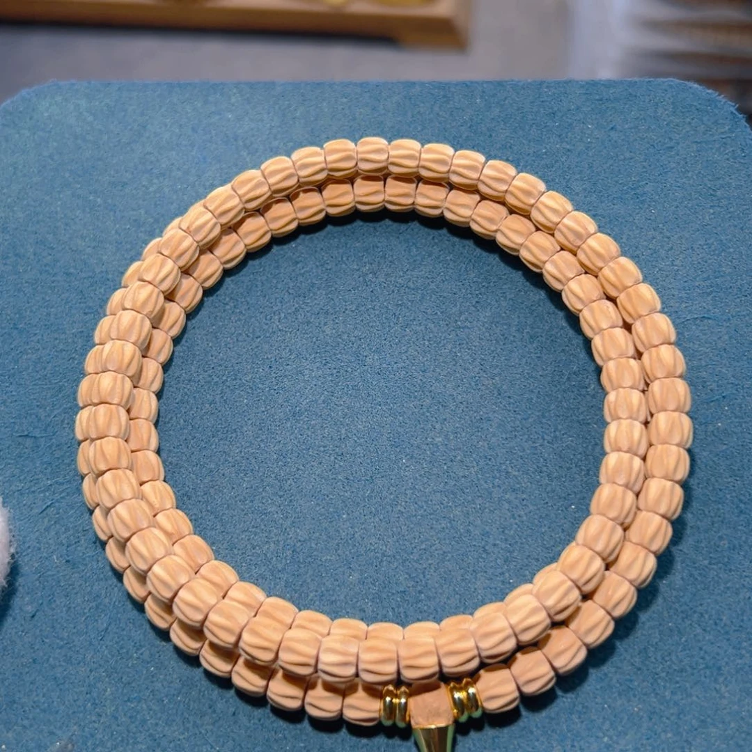 吊坠柏香籽/百香籽C****宇鬼魅