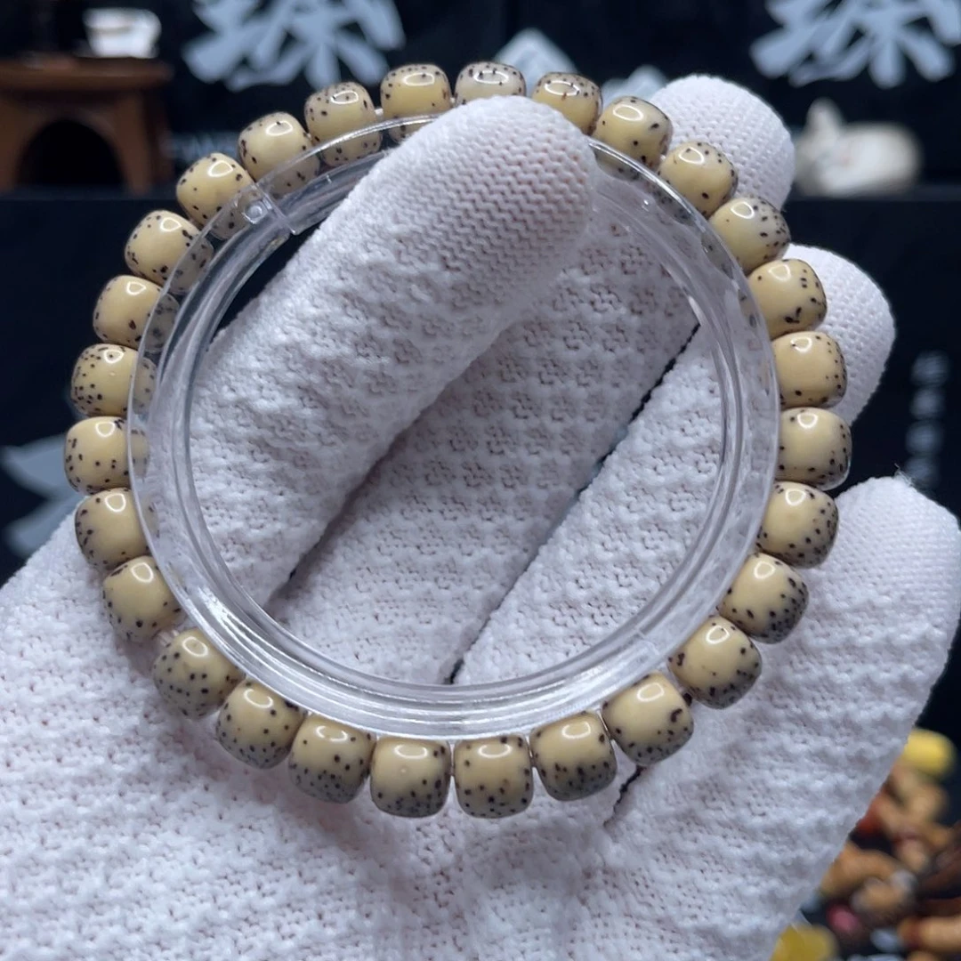 吊坠星月菩提8×7河豚油料同枝