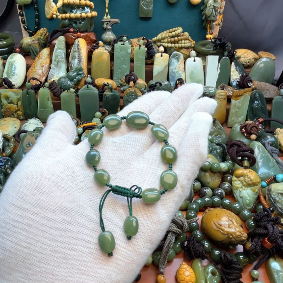 岫岩老玉（透闪石质玉）未镶嵌手链