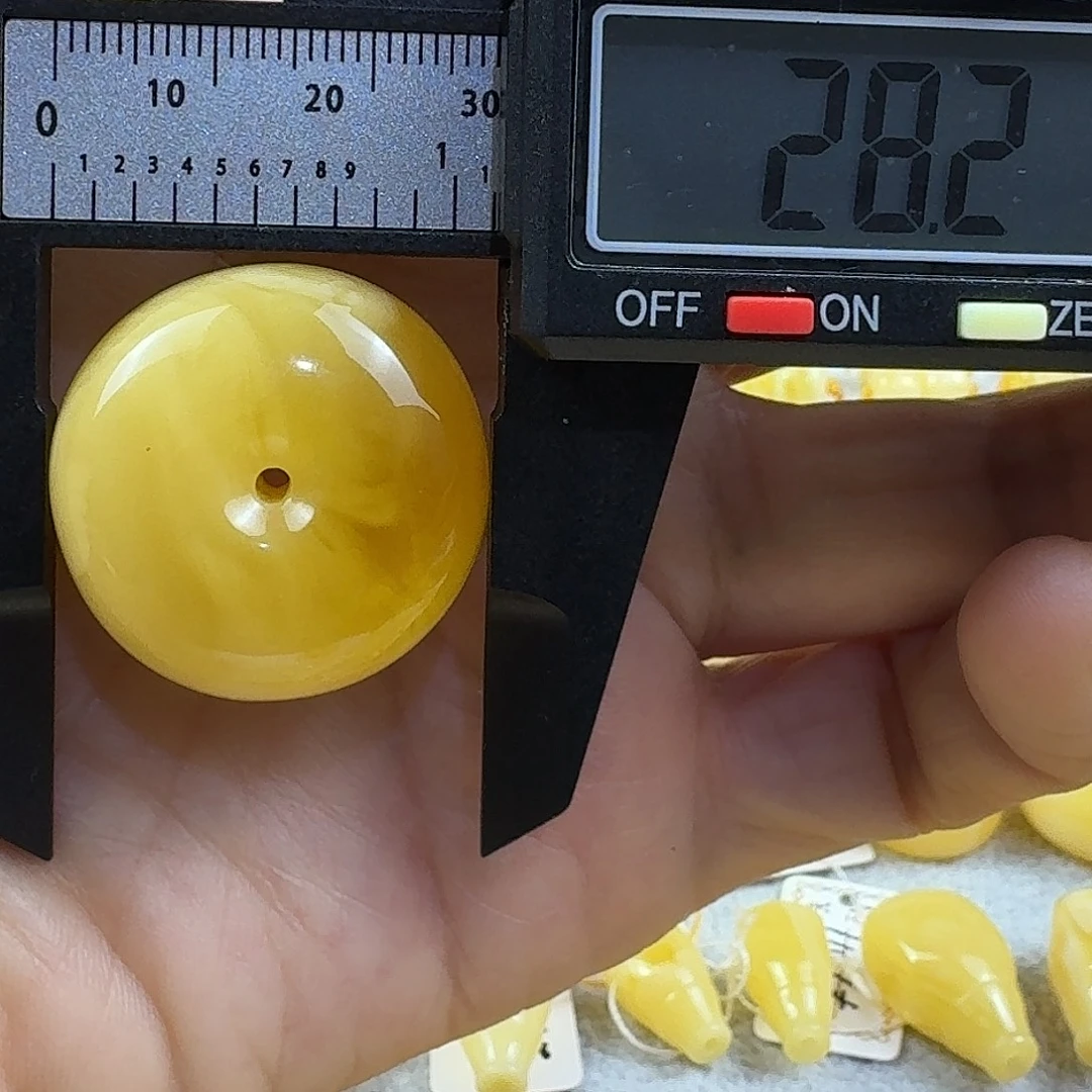 林***用裸石蜜蜡未镶嵌58