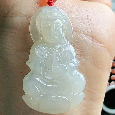 翡翠颈饰未镶嵌观音