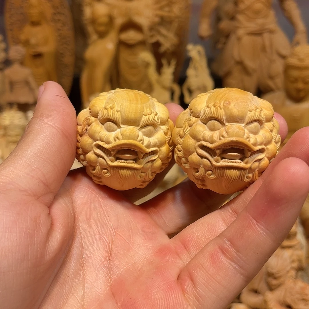 黄杨木瑕疵貔貅手球一对