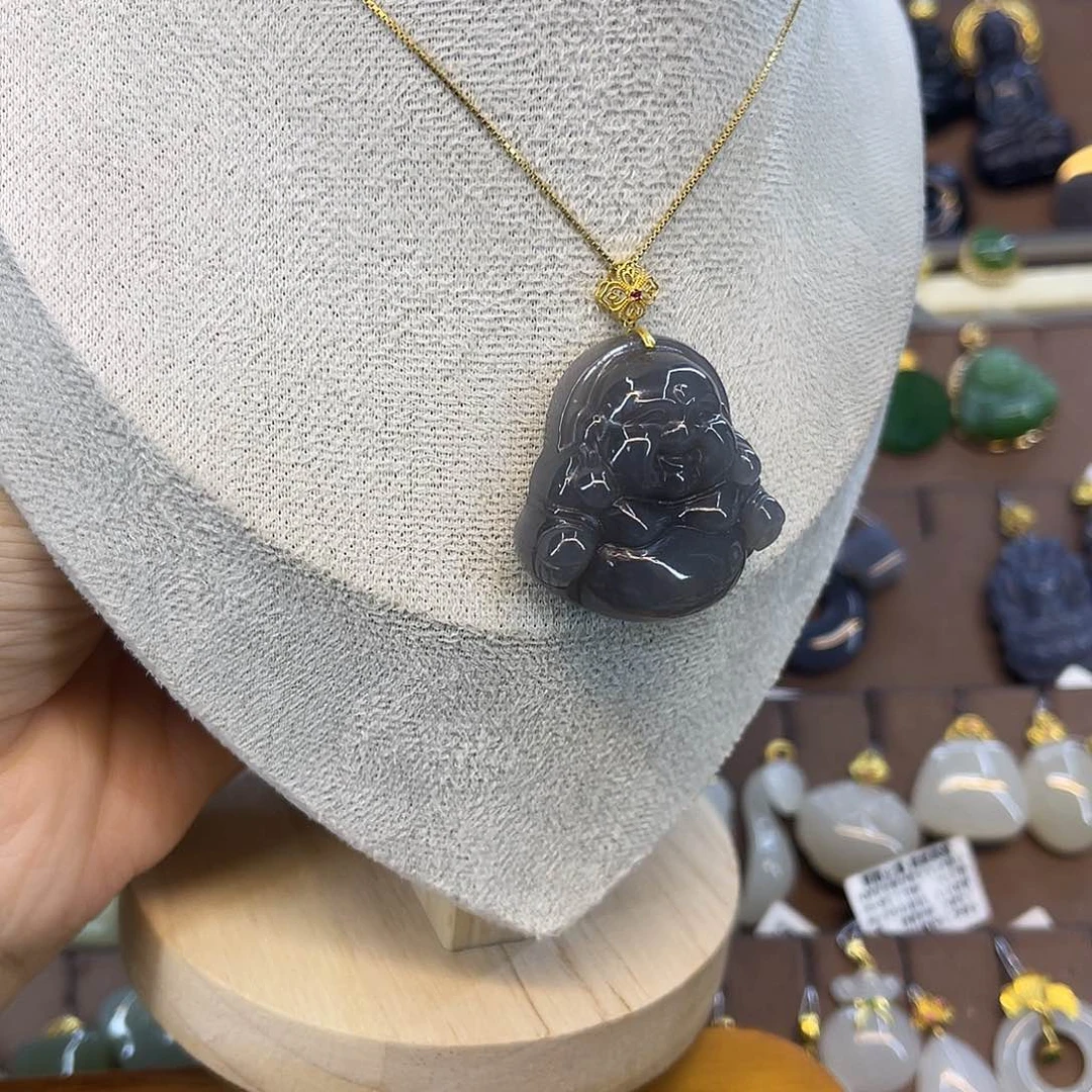 和田玉18K金镶嵌吊坠(赠链)