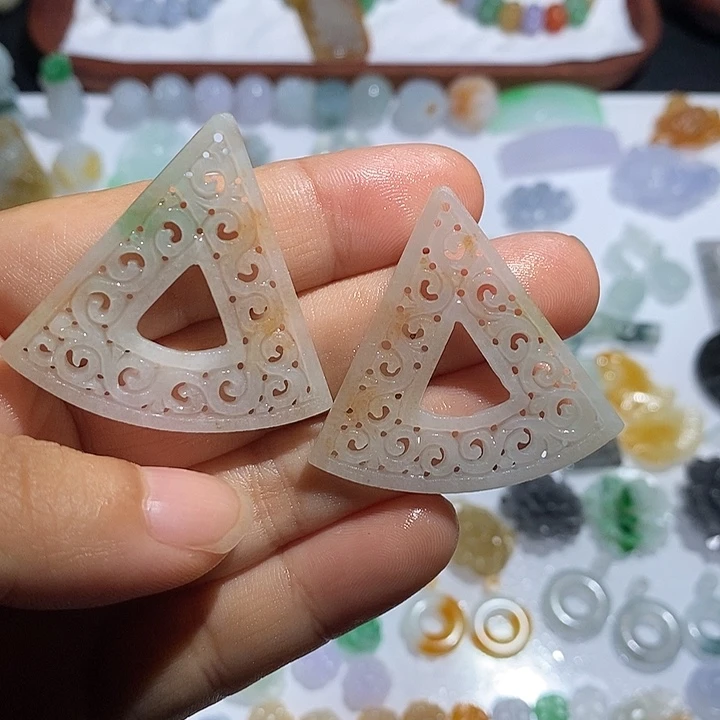 定制翡翠未镶嵌花片