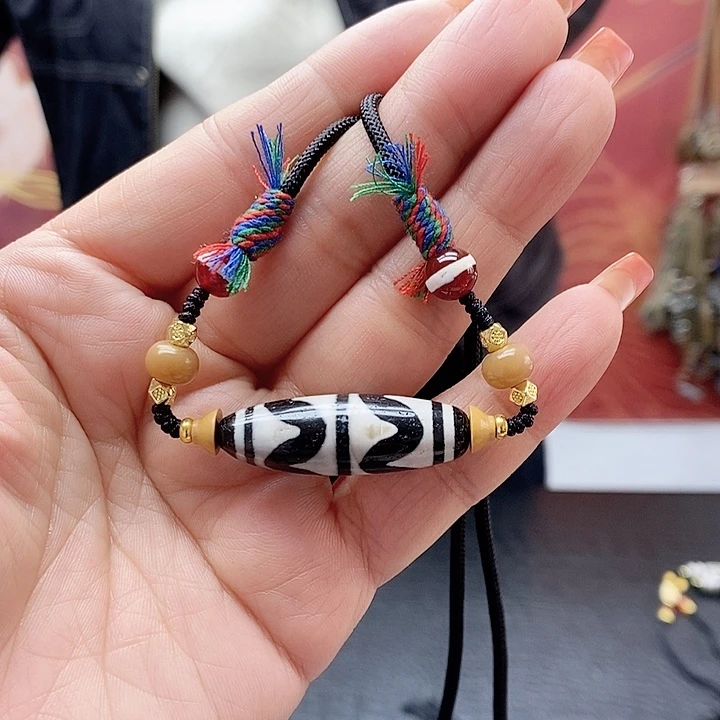 玛瑙/玉髓颈饰合金