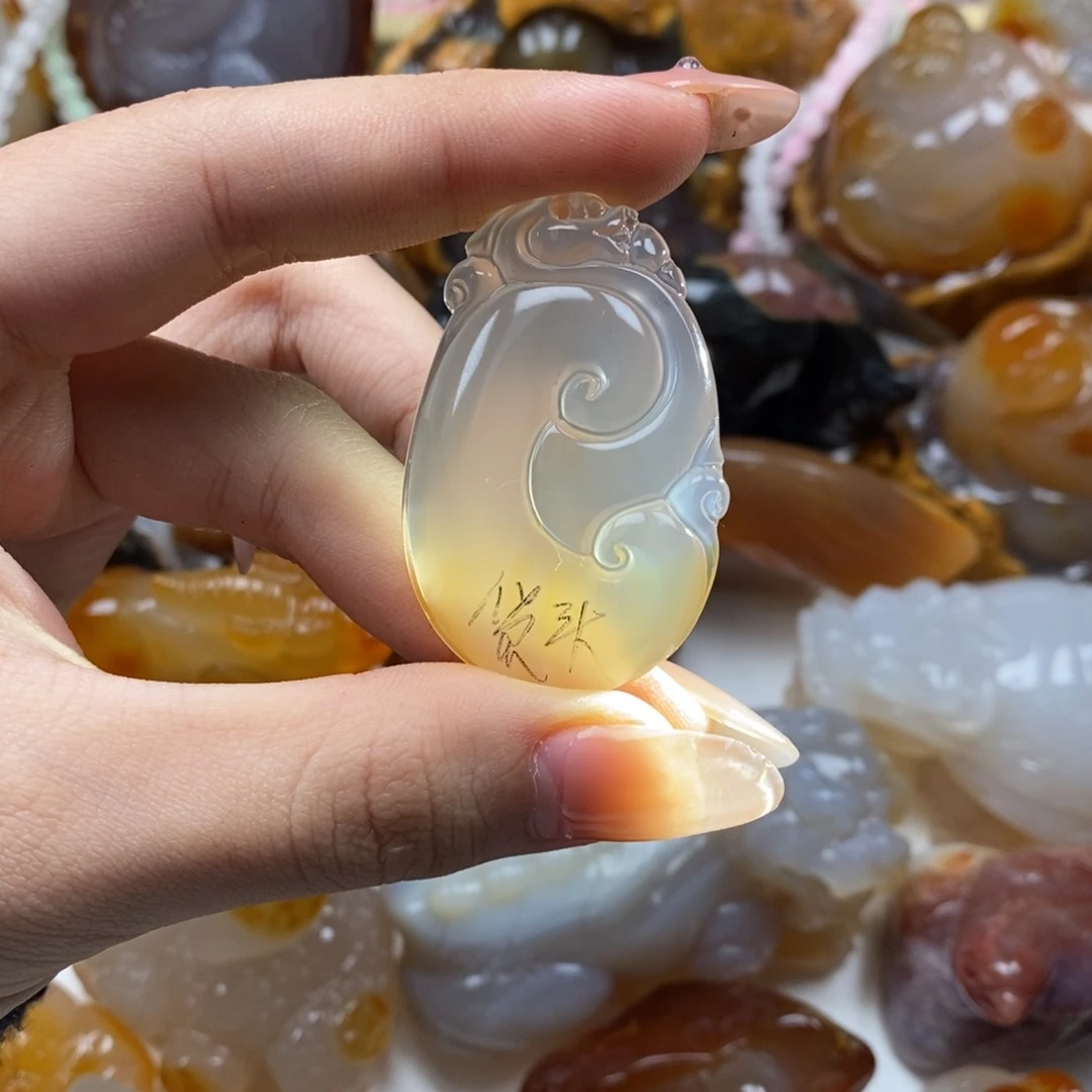 玛瑙/玉髓未镶嵌颈饰