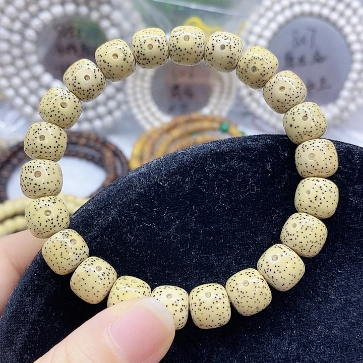 吊坠星月菩提10.11星月菩提